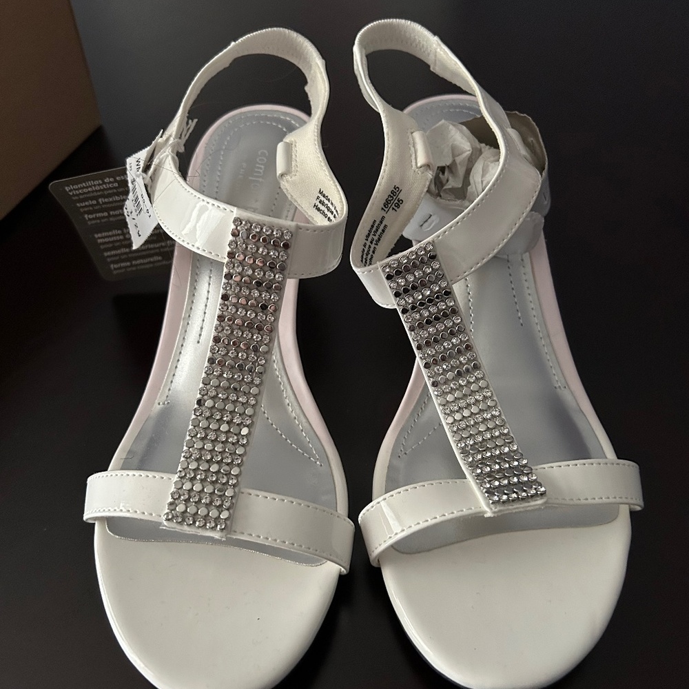 Wedge sandals
